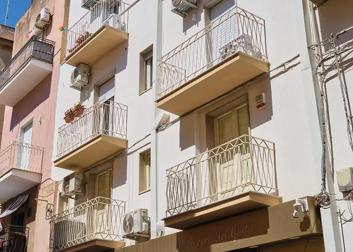 Antifemo - Cairoli Vakantiehuis *